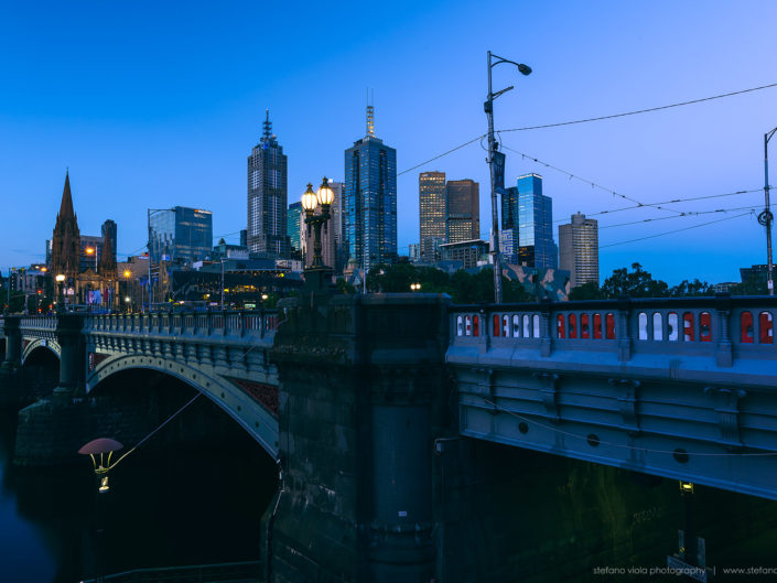 Melbourne by night