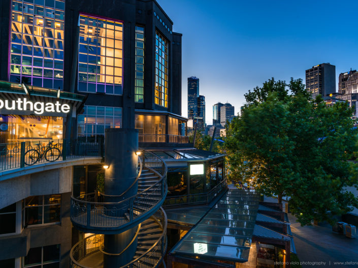 Melbourne by night